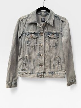 GAP Icon Denim Jacket Light Wash